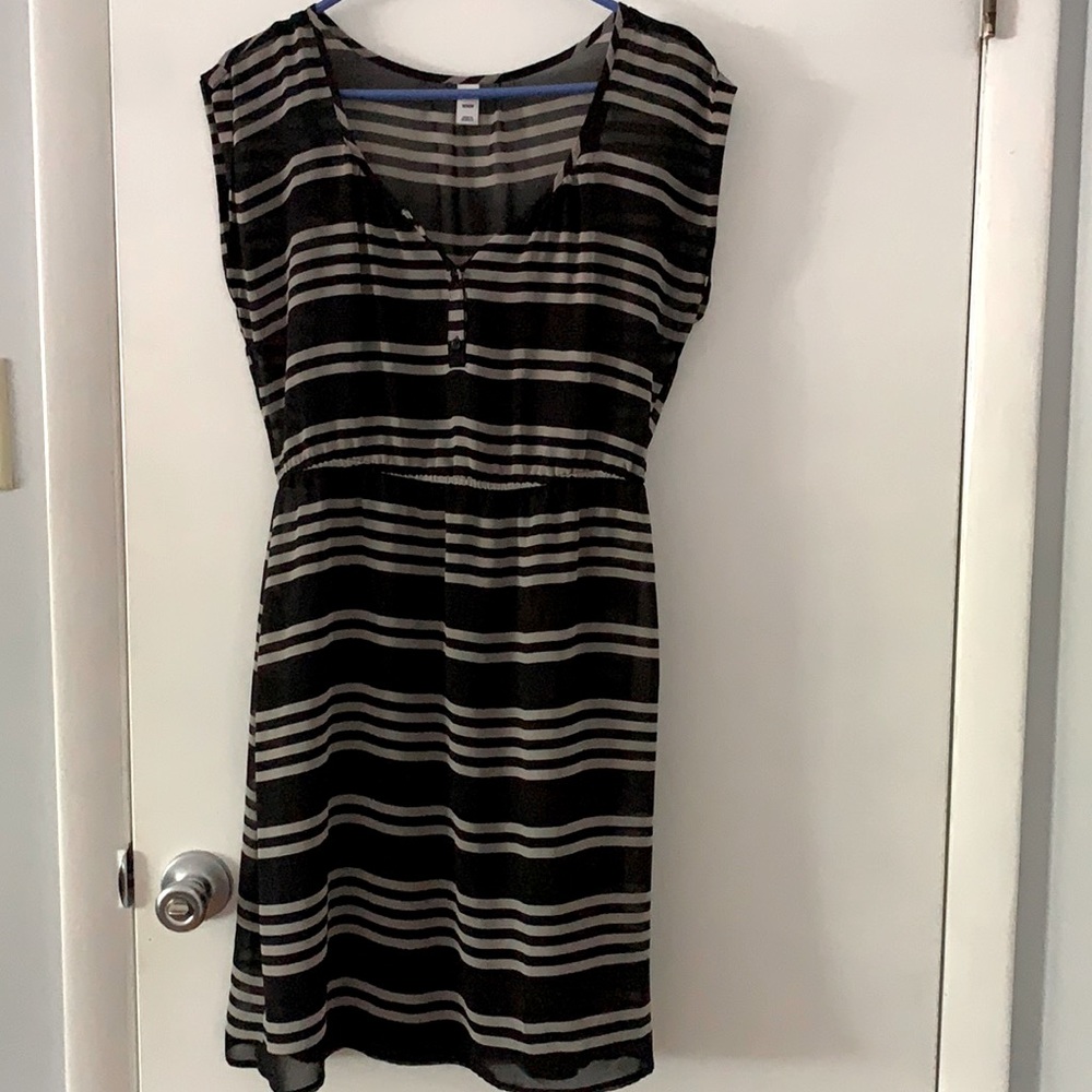 Old navy sleeveless dress